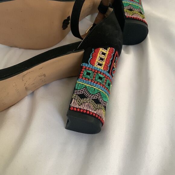 Addict by Bosi  - Picture 4 of 6